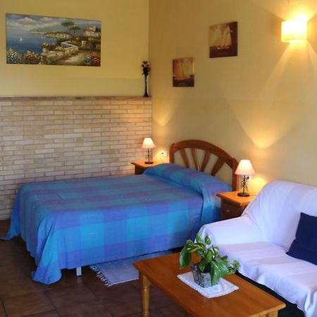 Aparthotel Las Palomas La Puebla de los Infantes Exteriör bild