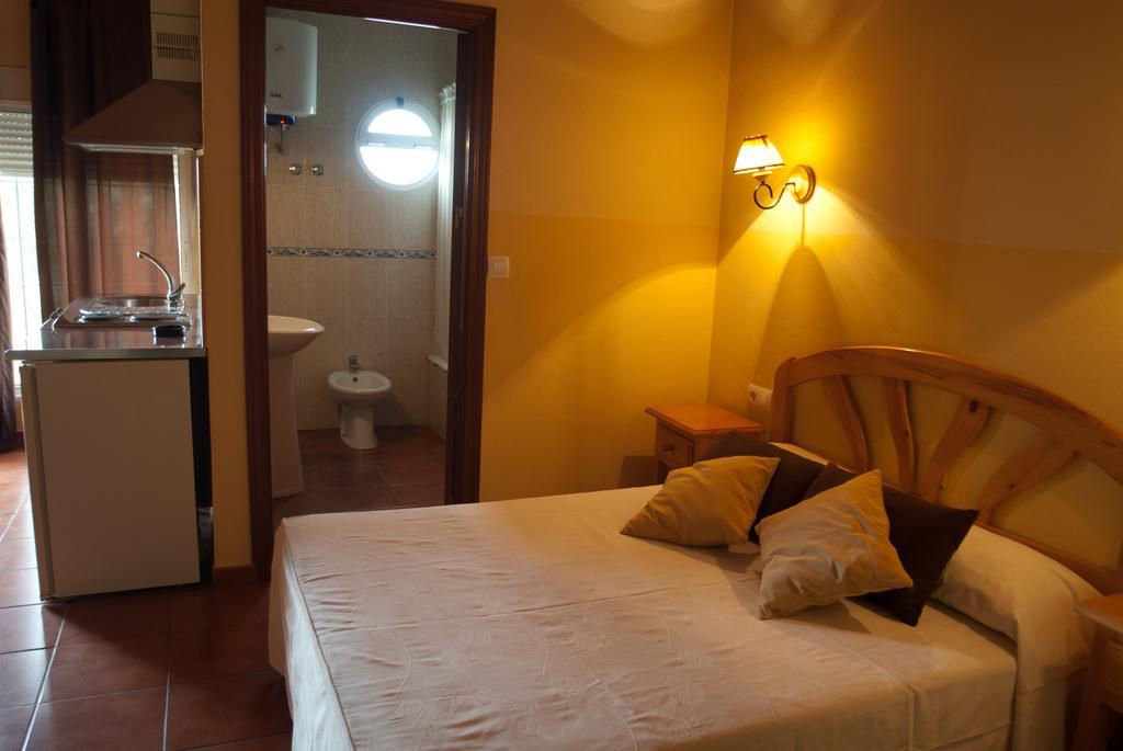 Aparthotel Las Palomas La Puebla de los Infantes Exteriör bild